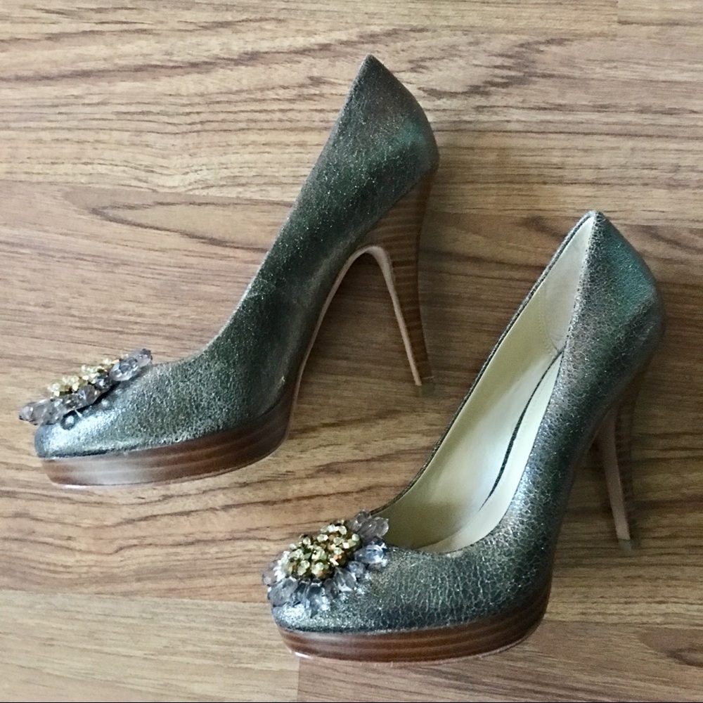 ⚜️HP⚜️COACH Gold Soft Crackle Bergen Pumps Sz 6.5